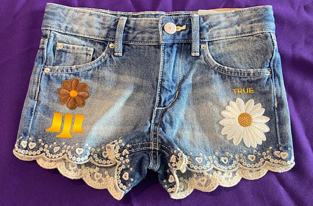 TH4L Kids Dark Wash Embroidered Jean Shorts – Size 6/7 | 100% Cotton with Custom Trim & Floral Design