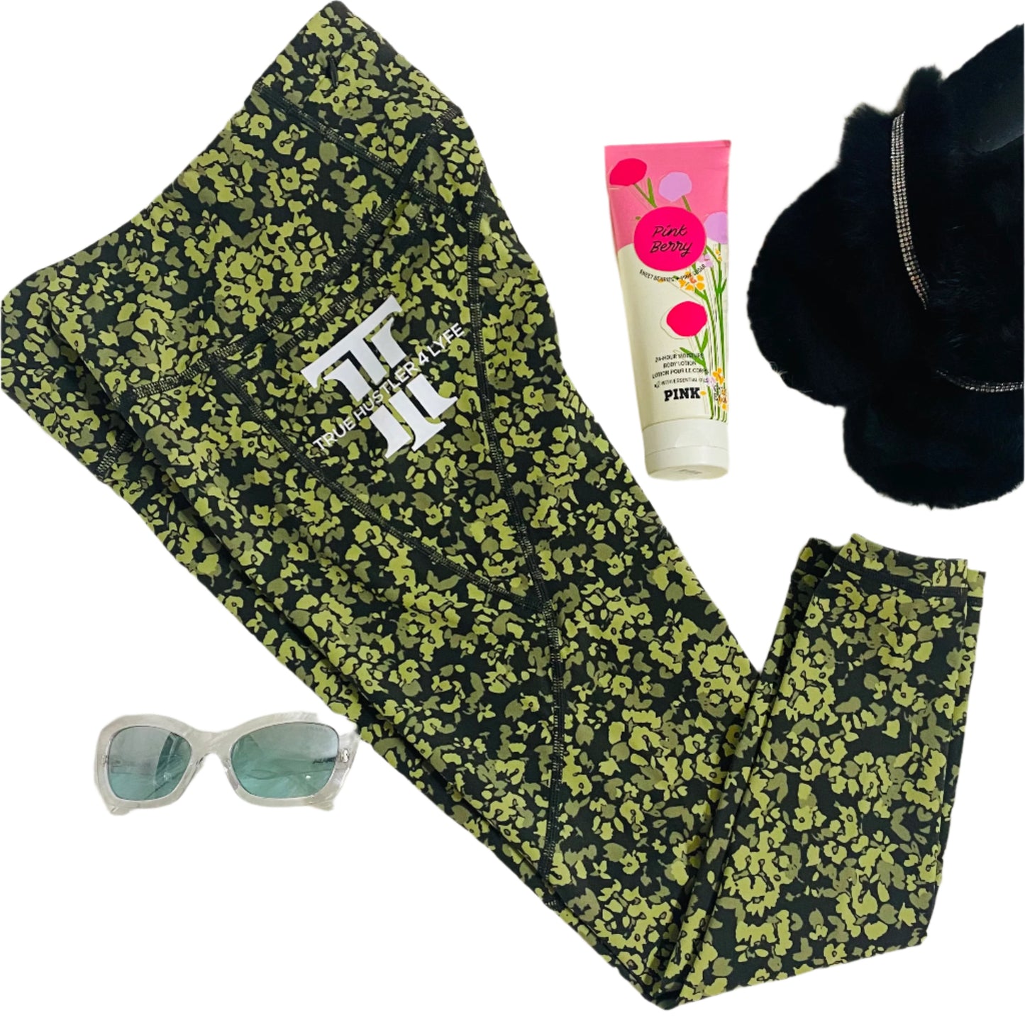 Enchanted Forest: Women's Green Print Leggings for Nature-Inspired Style