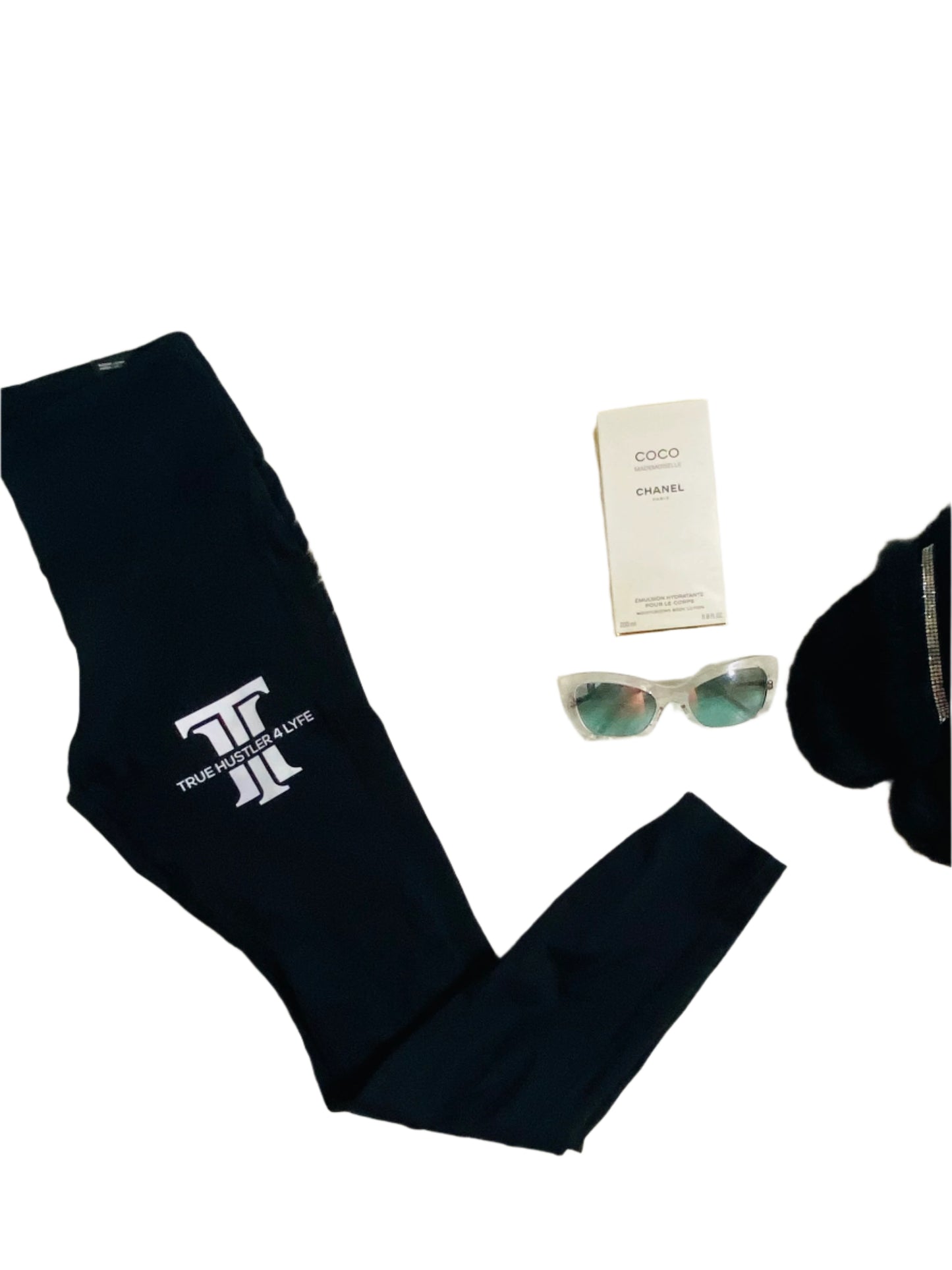 Midnight Essence High-Waist Leggings – Luxe Comfort & Support